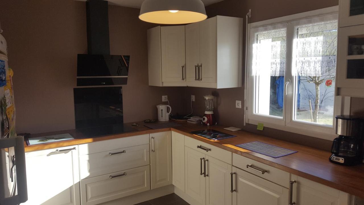 Montfaucon  1 Chambre Privative Avec Bureau Et Cuisine Dans Maison 105 M2 Montfaucon מראה חיצוני תמונה