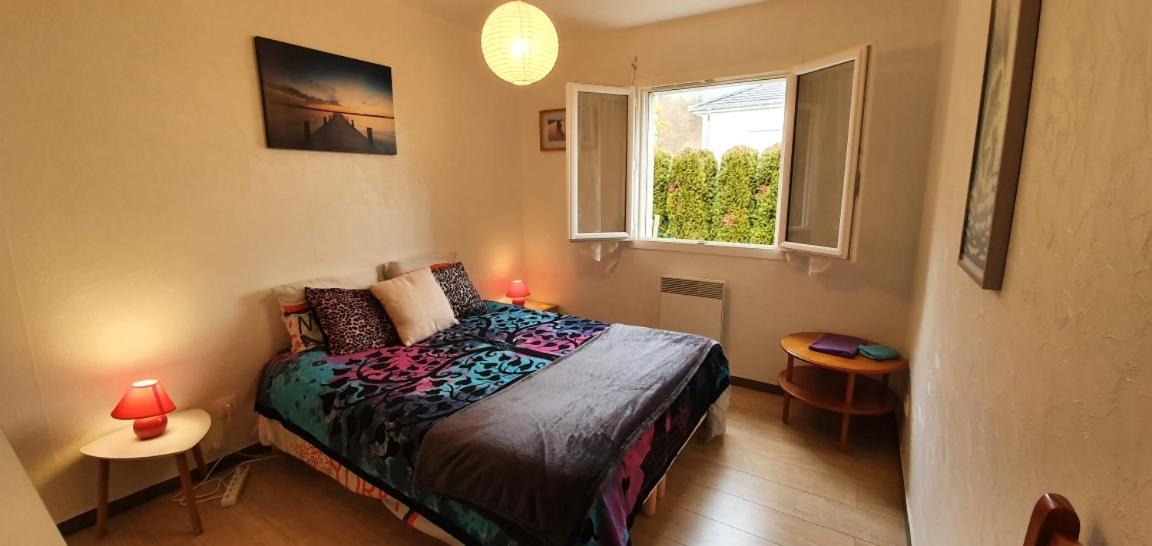 Montfaucon  1 Chambre Privative Avec Bureau Et Cuisine Dans Maison 105 M2 Montfaucon מראה חיצוני תמונה
